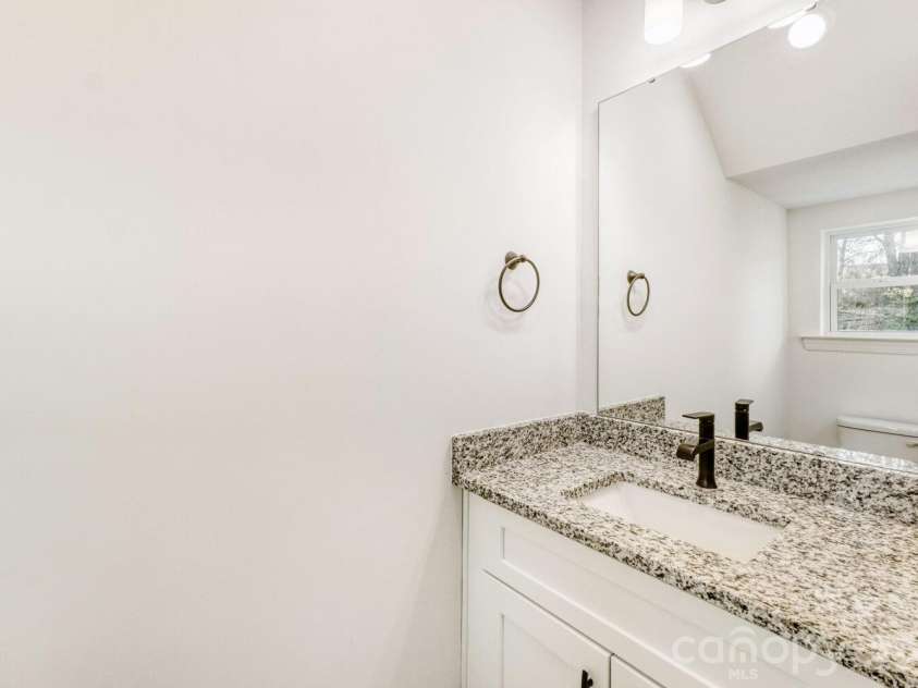 404 Spargo Street, Dallas, NC 28034.  MLS# CAR4373231, YatesRealty ID 17745. Half bath down