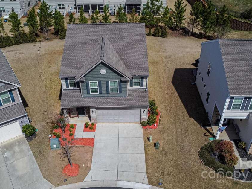 530 Silers Bald Drive, Fort Mill, SC 29715.  MLS# CAR4233274, YatesRealty ID 17745. 