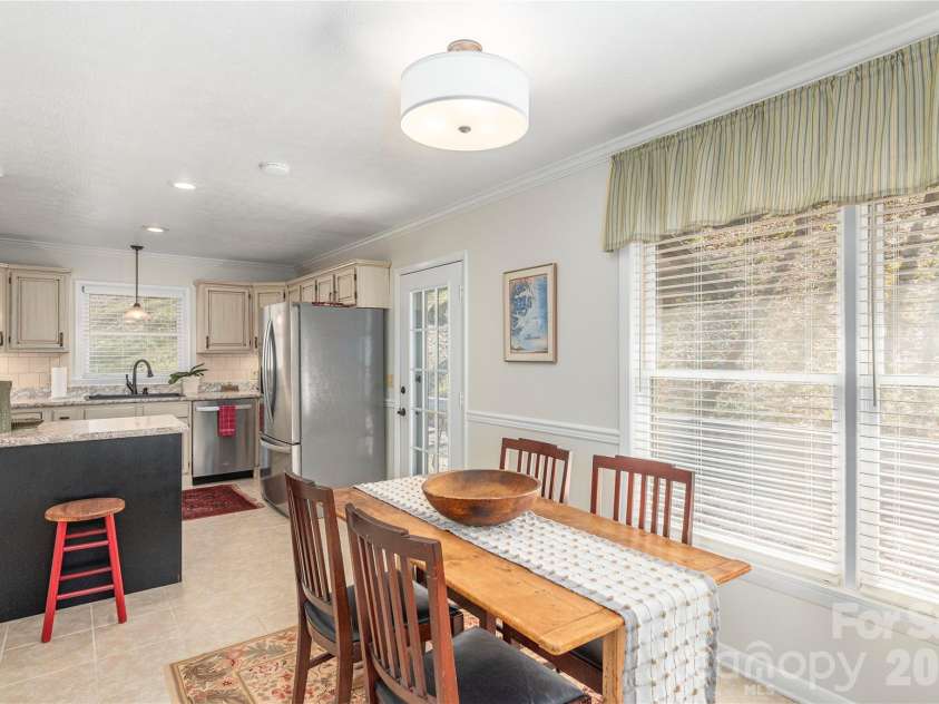 102 Fall Creek Road, Waynesville, NC 28785.  MLS# CAR4368876, YatesRealty ID 17746. 
