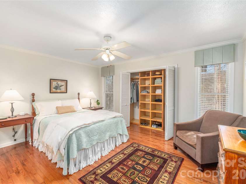 102 Fall Creek Road, Waynesville, NC 28785.  MLS# CAR4368876, YatesRealty ID 17746. 