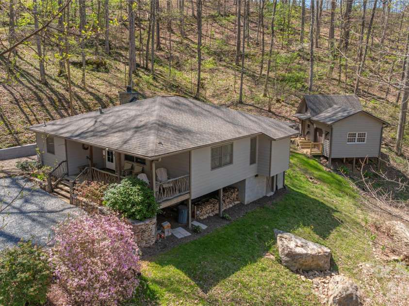 102 Fall Creek Road, Waynesville, NC 28785.  MLS# CAR4368876, YatesRealty ID 17746. 