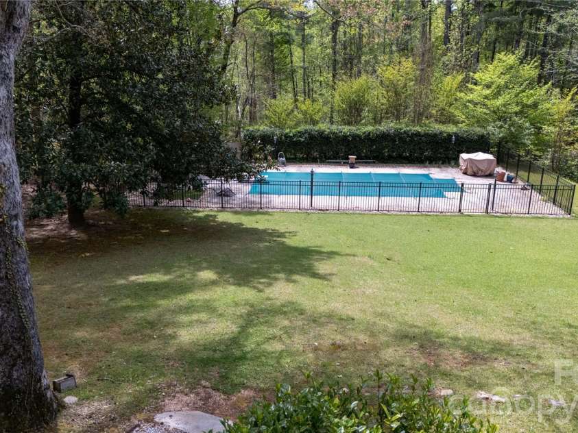 100 Woodmere Drive, Columbus, NC 28722.  MLS# CAR4366915, YatesRealty ID 17747. 
