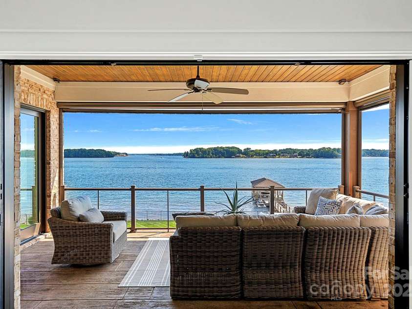 132 Rollingwood Lane, Mooresville, NC 28117.  MLS# CAR4212873, YatesRealty ID 1775. 