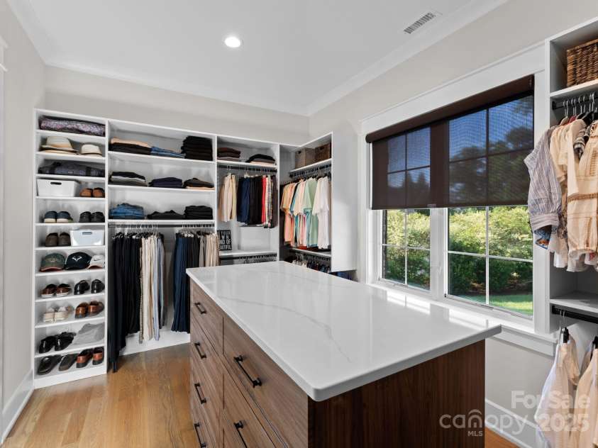 132 Rollingwood Lane, Mooresville, NC 28117.  MLS# CAR4212873, YatesRealty ID 1775. 