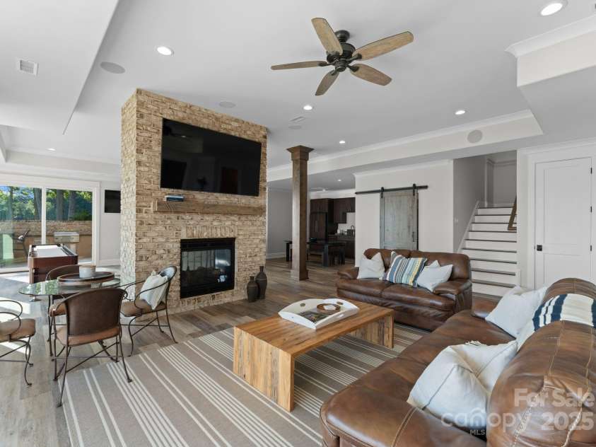 132 Rollingwood Lane, Mooresville, NC 28117.  MLS# CAR4212873, YatesRealty ID 1775. 