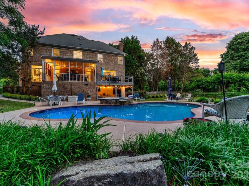 1115 Maremont Court, Matthews, NC 28104.  MLS# CAR4265008, YatesRealty ID 17750. Heated salt water pool