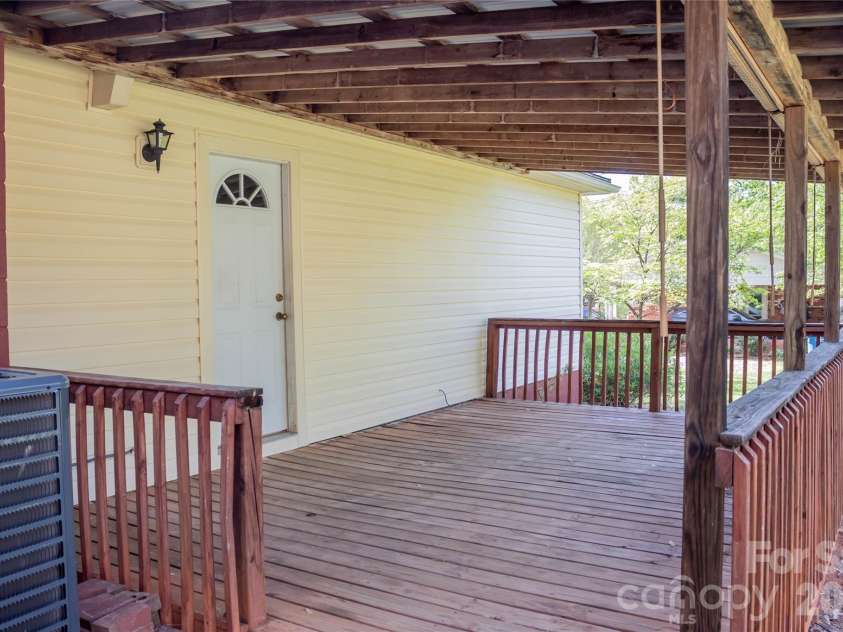 104 Buena Vista Drive, Morganton, NC 28655.  MLS# CAR4365329, YatesRealty ID 17751. Back porch overlooking backyard