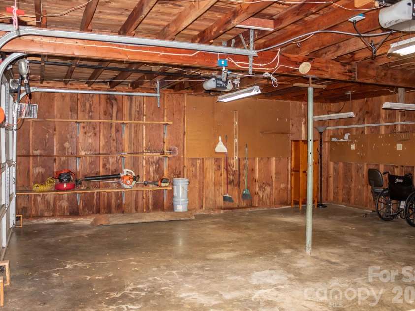 104 Buena Vista Drive, Morganton, NC 28655.  MLS# CAR4365329, YatesRealty ID 17751. Two Car Garage