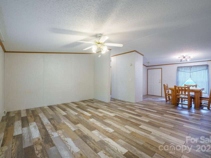 3823 Silver Creek Terrace, Morganton, NC 28655.  MLS# CAR4257895, YatesRealty ID 17751. 