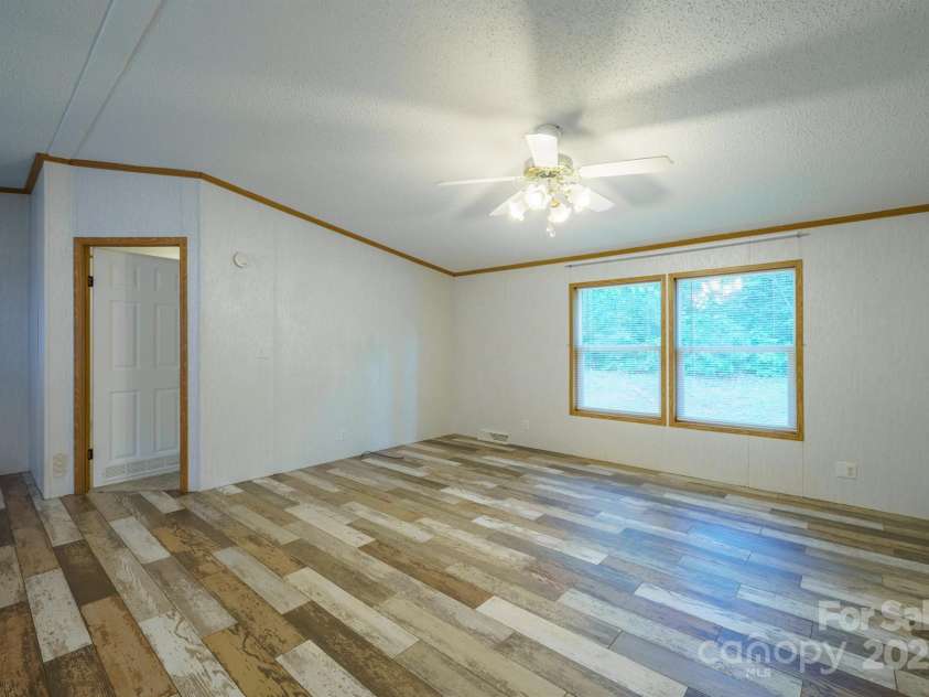 3823 Silver Creek Terrace, Morganton, NC 28655.  MLS# CAR4257895, YatesRealty ID 17751. 