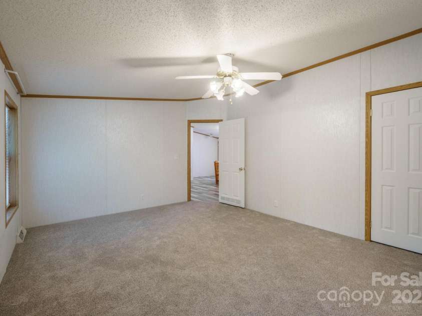 3823 Silver Creek Terrace, Morganton, NC 28655.  MLS# CAR4257895, YatesRealty ID 17751. 