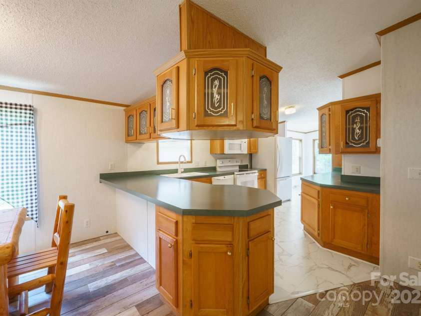 3823 Silver Creek Terrace, Morganton, NC 28655.  MLS# CAR4257895, YatesRealty ID 17751. 