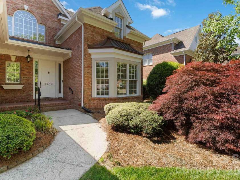 5613 Fairway View Drive, Charlotte, NC 28277.  MLS# CAR4372831, YatesRealty ID 17752. 