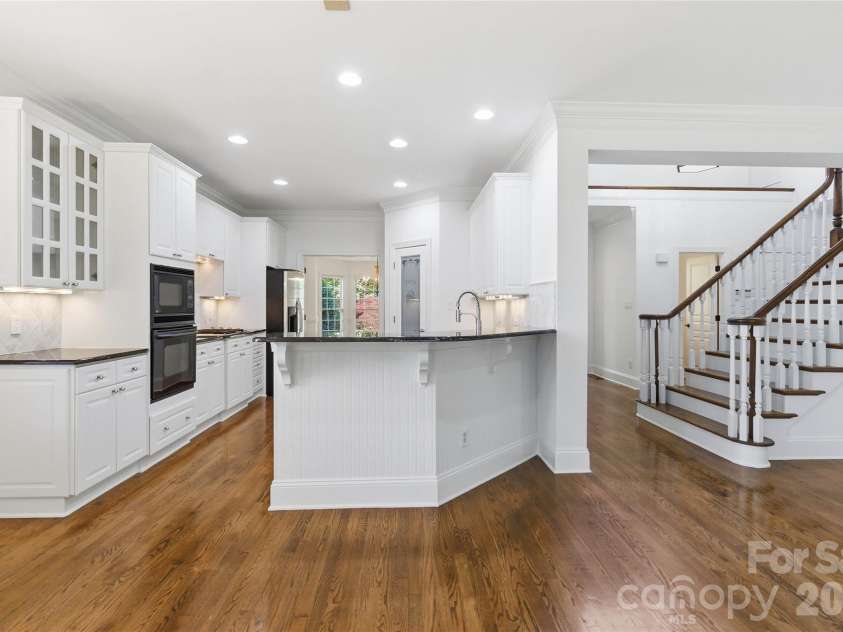5613 Fairway View Drive, Charlotte, NC 28277.  MLS# CAR4372831, YatesRealty ID 17752. 