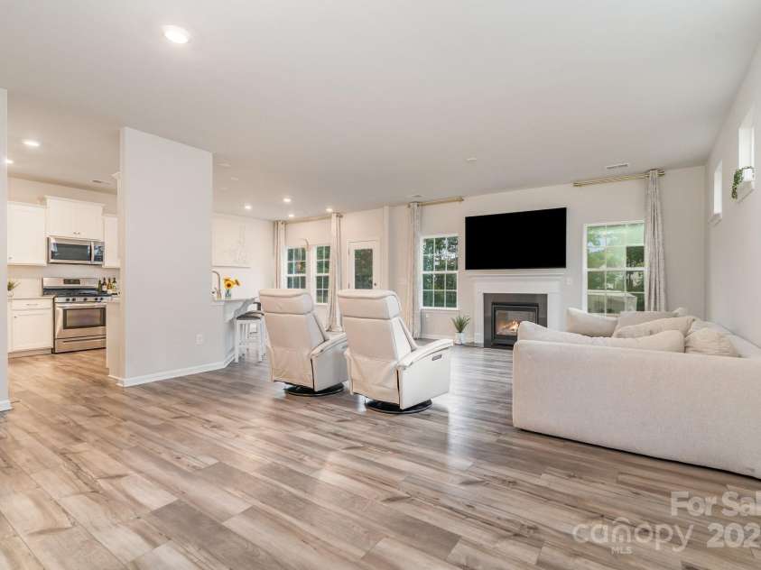 18026 Stark Way, Charlotte, NC 28278.  MLS# CAR4287357, YatesRealty ID 17753. 