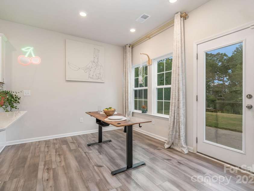 18026 Stark Way, Charlotte, NC 28278.  MLS# CAR4287357, YatesRealty ID 17753. 