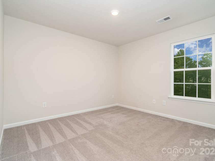 18026 Stark Way, Charlotte, NC 28278.  MLS# CAR4287357, YatesRealty ID 17753. 