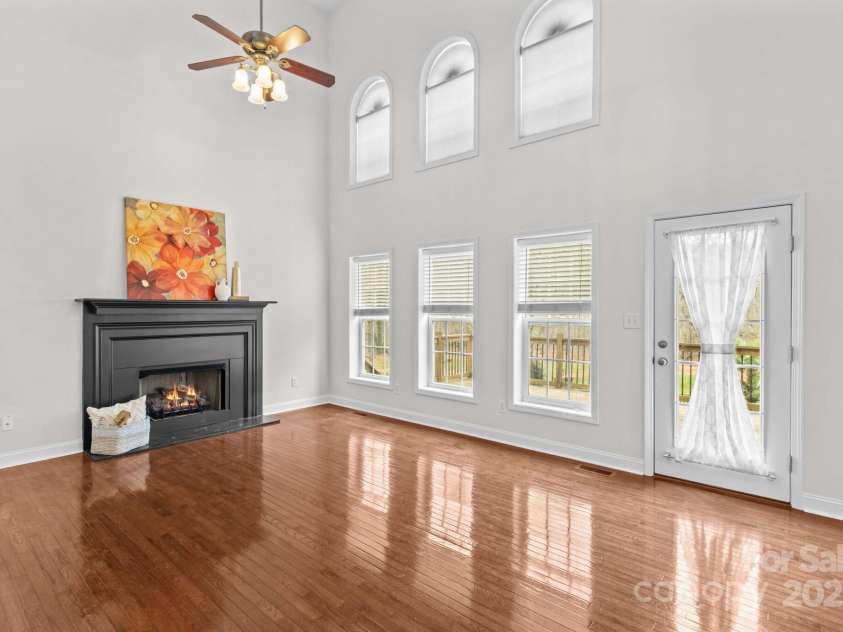 415 Autumnlight Drive, Salisbury, NC 28147.  MLS# CAR4292975, YatesRealty ID 17753. 