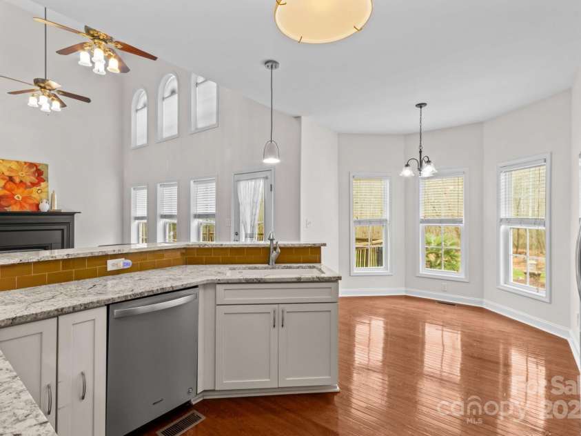 415 Autumnlight Drive, Salisbury, NC 28147.  MLS# CAR4292975, YatesRealty ID 17753. 