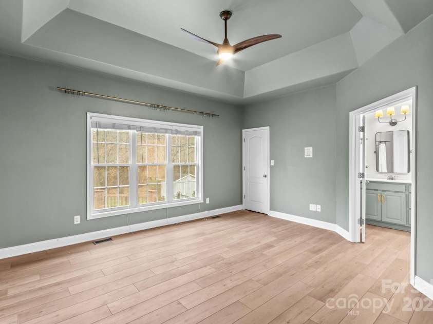 415 Autumnlight Drive, Salisbury, NC 28147.  MLS# CAR4292975, YatesRealty ID 17753. 
