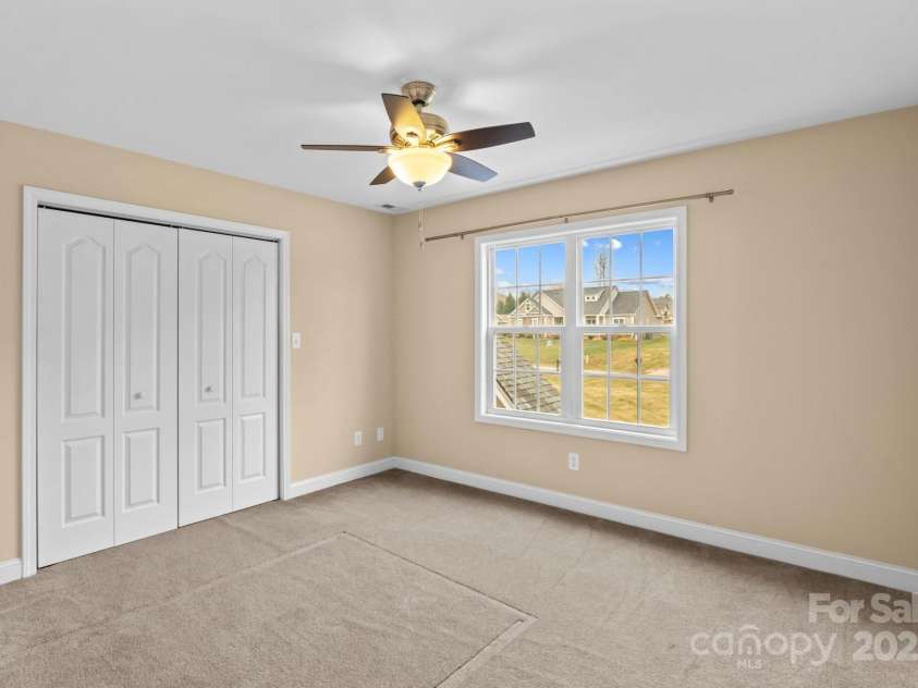 415 Autumnlight Drive, Salisbury, NC 28147.  MLS# CAR4292975, YatesRealty ID 17753. 