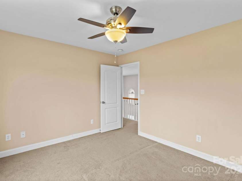 415 Autumnlight Drive, Salisbury, NC 28147.  MLS# CAR4292975, YatesRealty ID 17753. 