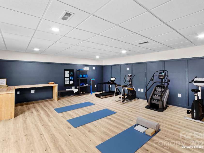 415 Autumnlight Drive, Salisbury, NC 28147.  MLS# CAR4292975, YatesRealty ID 17753. 