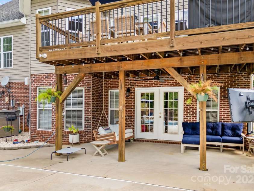 415 Autumnlight Drive, Salisbury, NC 28147.  MLS# CAR4292975, YatesRealty ID 17753. 