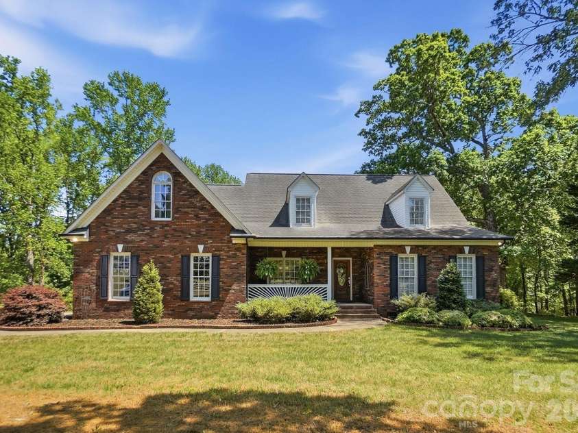 13901 Cabarrus Station Road, Midland, NC 28107.  MLS# CAR4369297, YatesRealty ID 17754. 