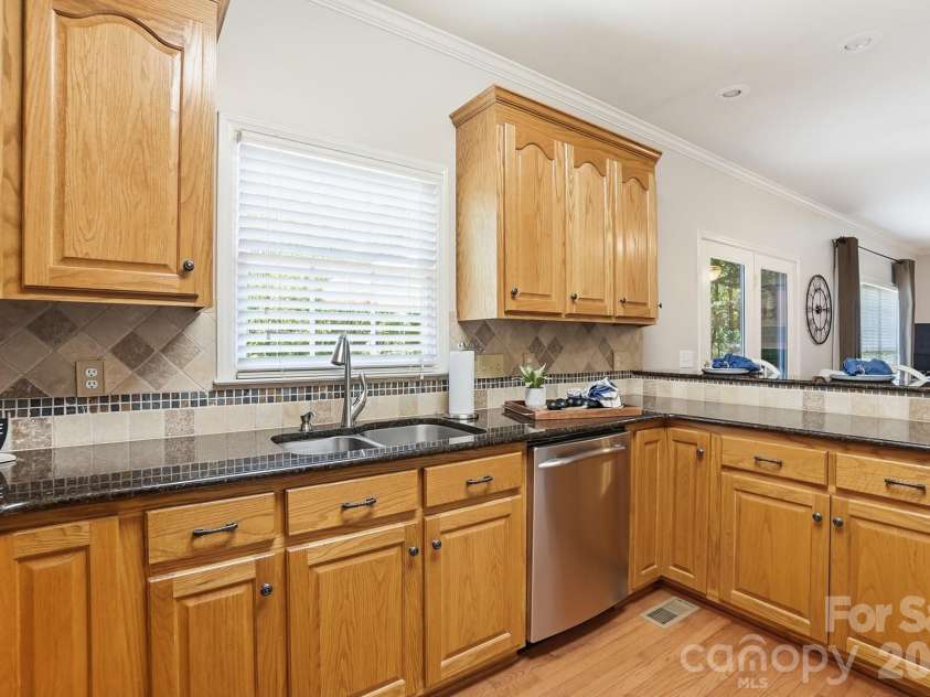 13901 Cabarrus Station Road, Midland, NC 28107.  MLS# CAR4369297, YatesRealty ID 17754. 