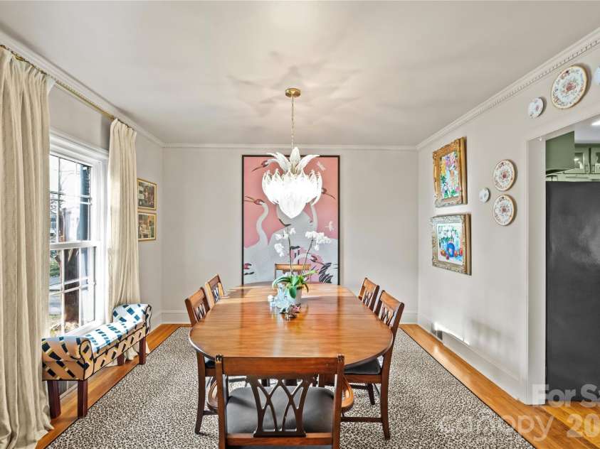 233 Chiswick Road, Charlotte, NC 28211.  MLS# CAR4375099, YatesRealty ID 17756. 