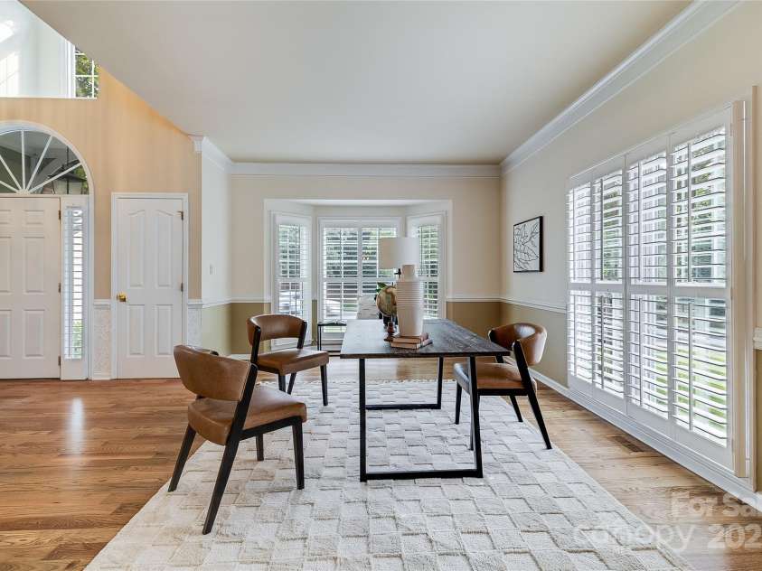 10927 Thornhill Club Drive, Charlotte, NC 28277.  MLS# CAR4266610, YatesRealty ID 17758. 