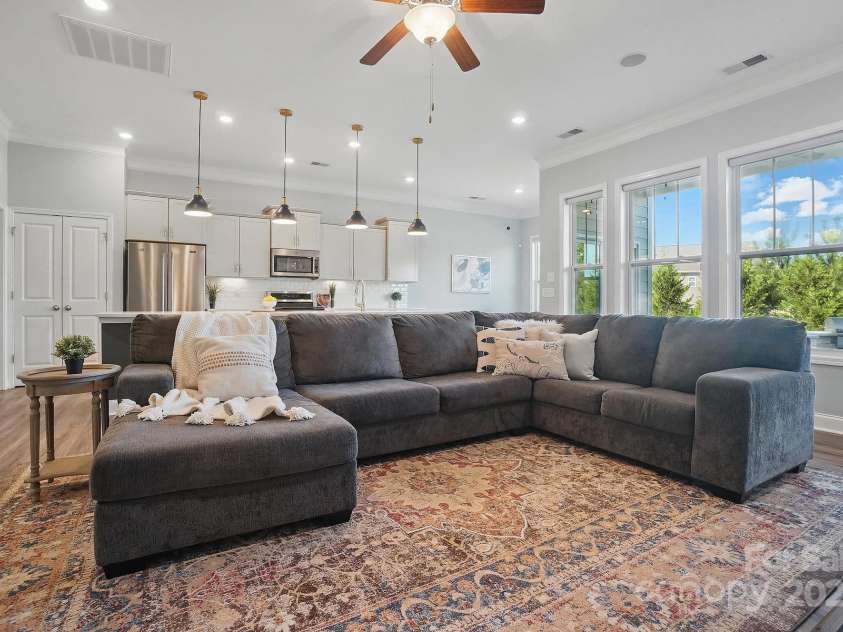 5004 Oakmere Road, Waxhaw, NC 28173.  MLS# CAR4230495, YatesRealty ID 17759. 