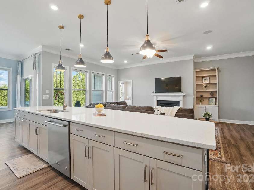 5004 Oakmere Road, Waxhaw, NC 28173.  MLS# CAR4230495, YatesRealty ID 17759. 