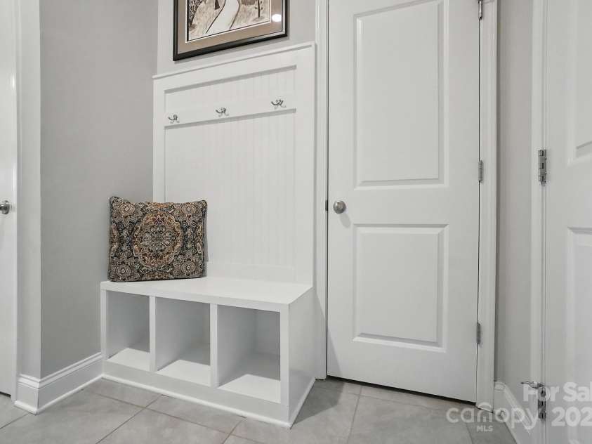 5004 Oakmere Road, Waxhaw, NC 28173.  MLS# CAR4230495, YatesRealty ID 17759. 