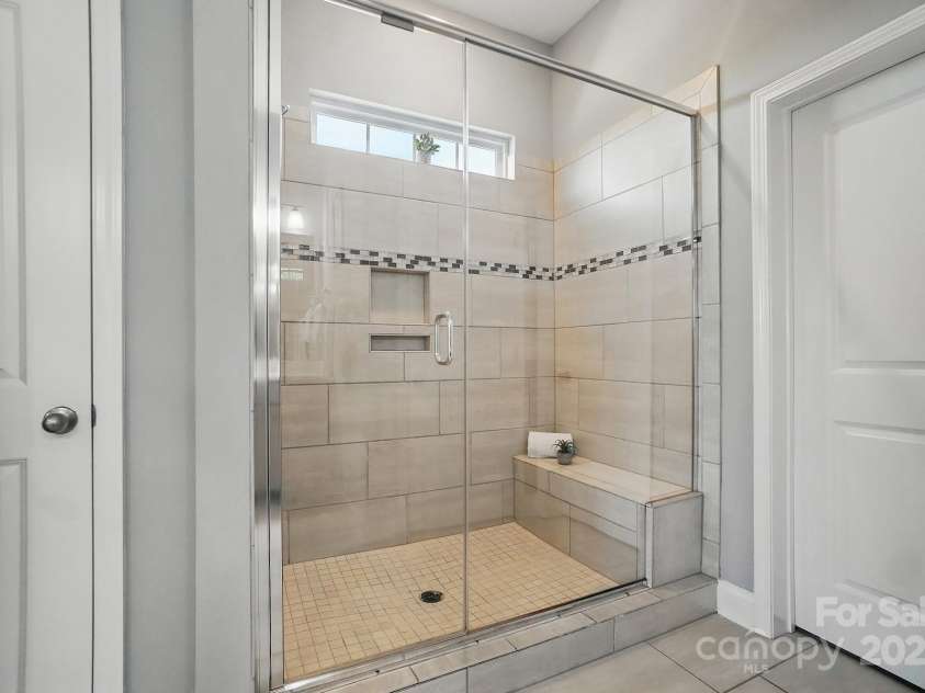 5004 Oakmere Road, Waxhaw, NC 28173.  MLS# CAR4230495, YatesRealty ID 17759. 