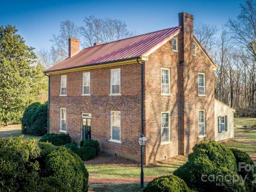 290 Maple Avenue, Mocksville, NC 27028.  MLS# CAR4215095, YatesRealty ID 1776. 