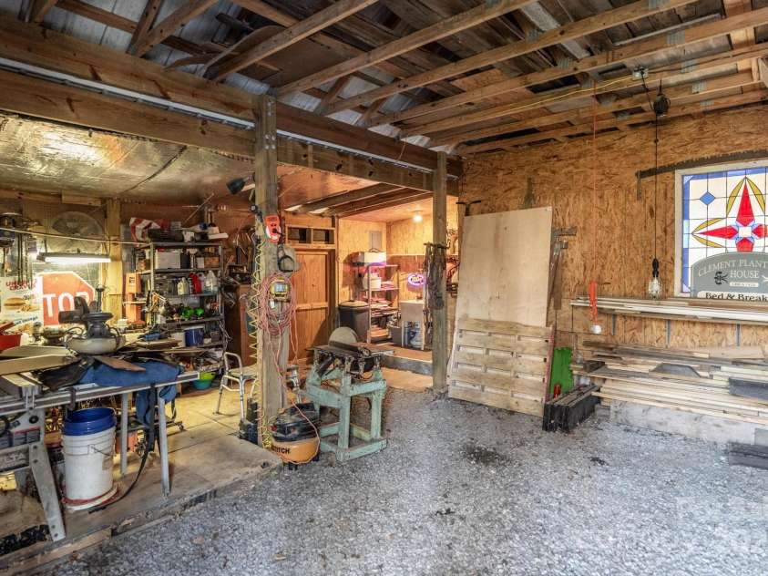 290 Maple Avenue, Mocksville, NC 27028.  MLS# CAR4215095, YatesRealty ID 1776. 