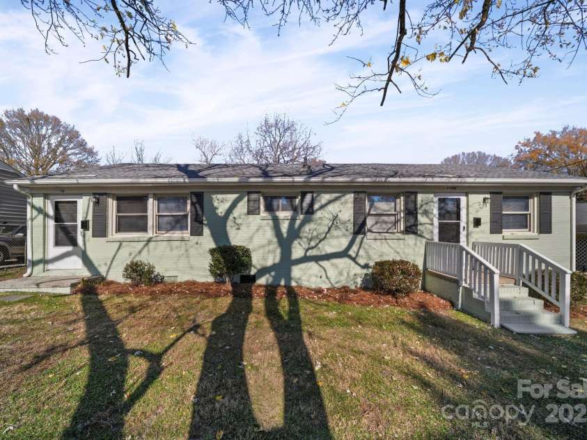 1106 Summer Drive, Gastonia, NC 28052.  MLS# CAR4324502, YatesRealty ID 17760. 