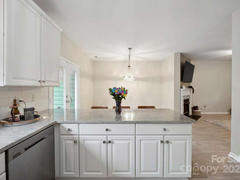 7931 Baylis Drive, Huntersville, NC 28078.  MLS# CAR4265506, YatesRealty ID 17760. 