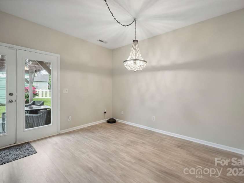 7931 Baylis Drive, Huntersville, NC 28078.  MLS# CAR4265506, YatesRealty ID 17760. 
