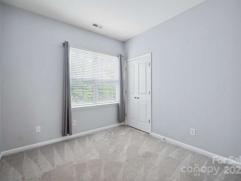 7931 Baylis Drive, Huntersville, NC 28078.  MLS# CAR4265506, YatesRealty ID 17760. 