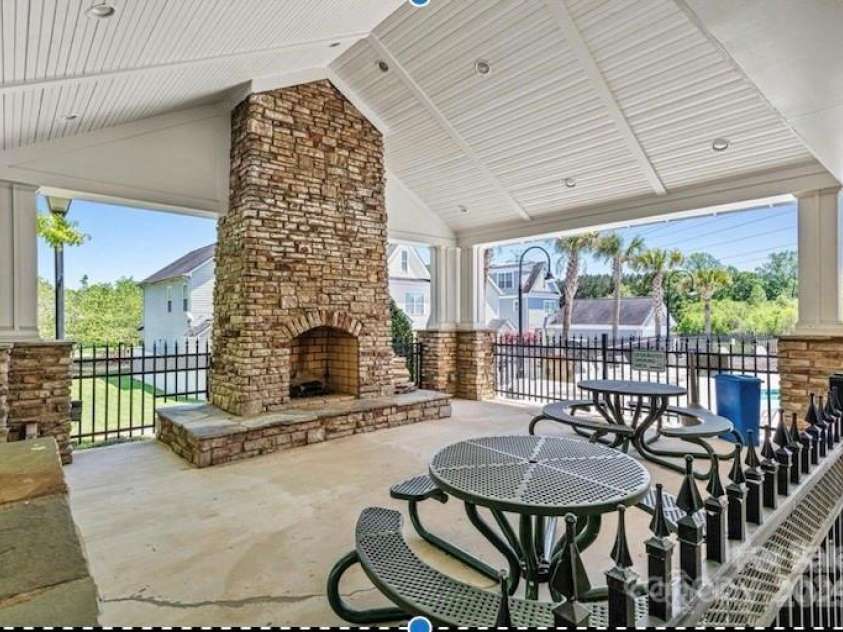 7931 Baylis Drive, Huntersville, NC 28078.  MLS# CAR4265506, YatesRealty ID 17760. 
