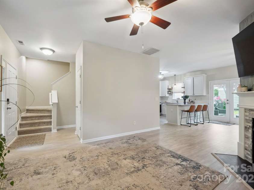 7931 Baylis Drive, Huntersville, NC 28078.  MLS# CAR4265506, YatesRealty ID 17760. Open floorplan