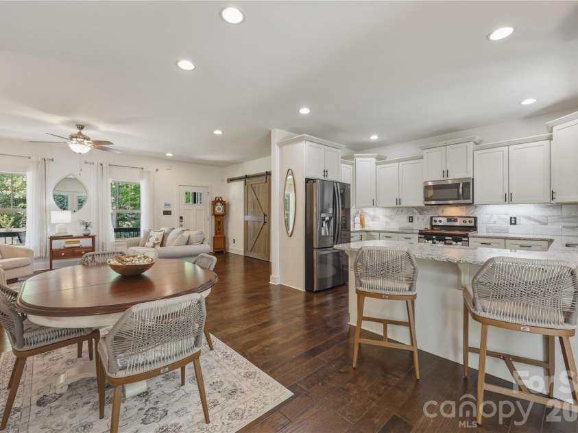 1564 Old Nation Road, Fort Mill, SC 29715.  MLS# CAR4372882, YatesRealty ID 17761. Dining area