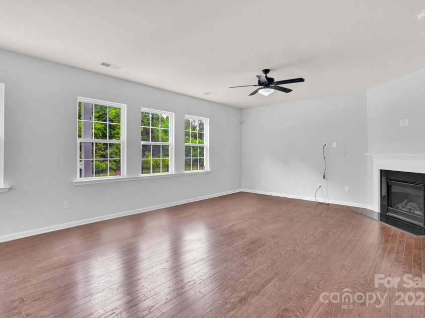 7101 Agnew Drive, Charlotte, NC 28273.  MLS# CAR4263996, YatesRealty ID 17763. 