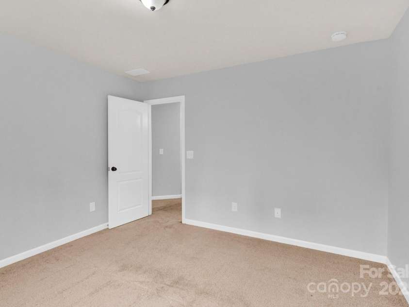 7101 Agnew Drive, Charlotte, NC 28273.  MLS# CAR4263996, YatesRealty ID 17763. 