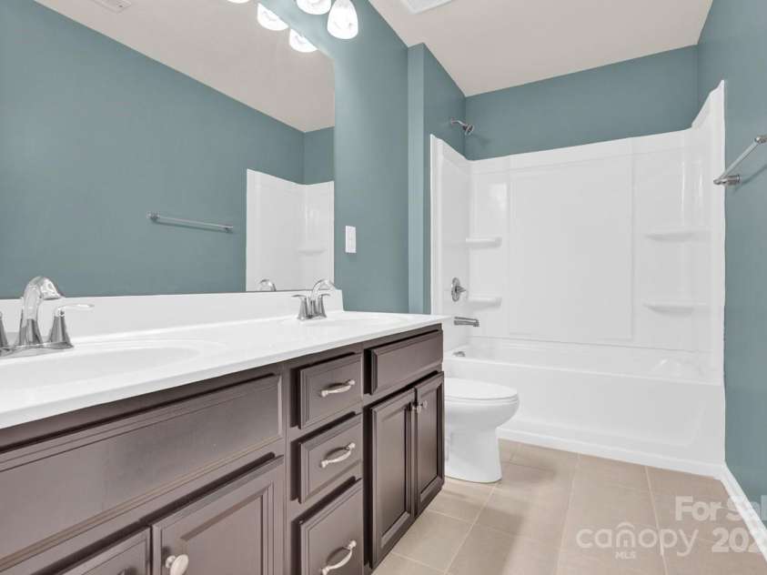 7101 Agnew Drive, Charlotte, NC 28273.  MLS# CAR4263996, YatesRealty ID 17763. 