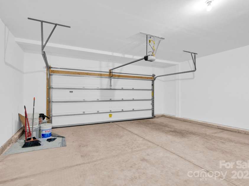 7101 Agnew Drive, Charlotte, NC 28273.  MLS# CAR4263996, YatesRealty ID 17763. 