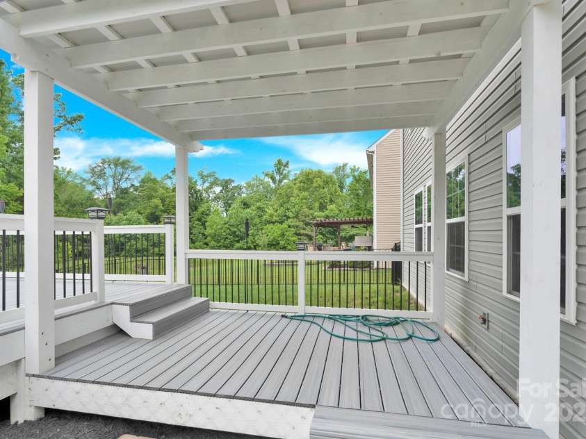 7101 Agnew Drive, Charlotte, NC 28273.  MLS# CAR4263996, YatesRealty ID 17763. 